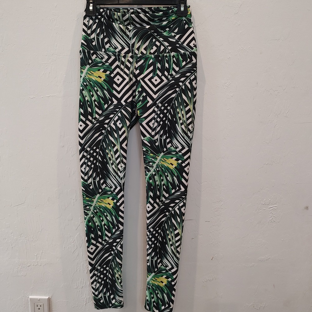 Pineapple Clothing Leggings Sz Small Black White Palm Frond Ankle Tropical